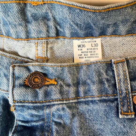 Levi’s Men Jeans 550 size W36 x L30 Blue Mid Rise Straight Leg Vintage Style - Picture 8 of 10